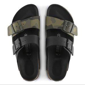 NWT Birkenstock Arizona Split Sandals
